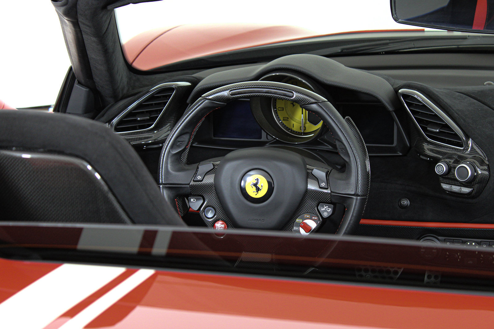 Certified 2019 Ferrari 488 Pista Spider RWD image 36