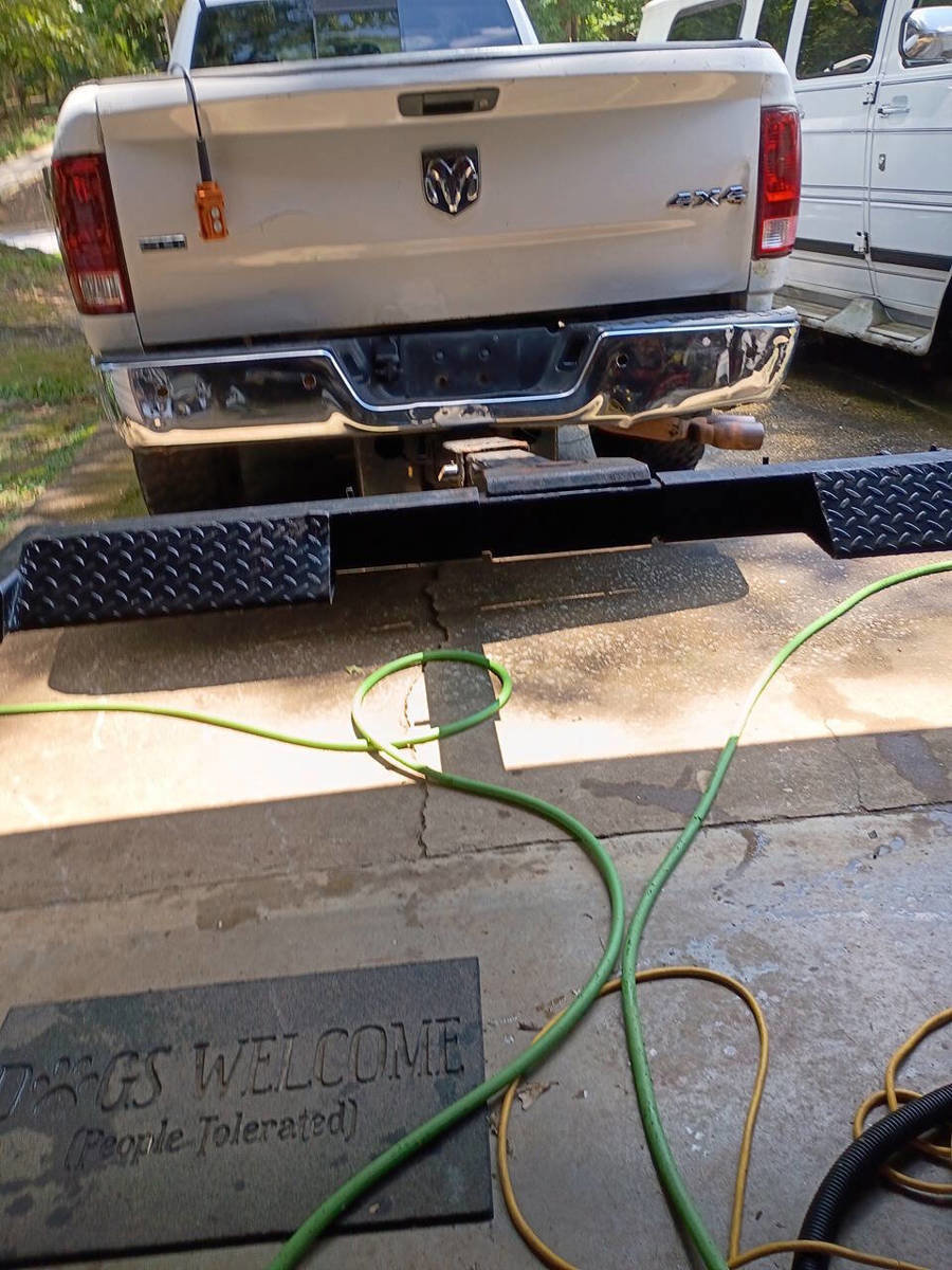 Used 2010 Dodge Ram 2500 Truck SLT image 15