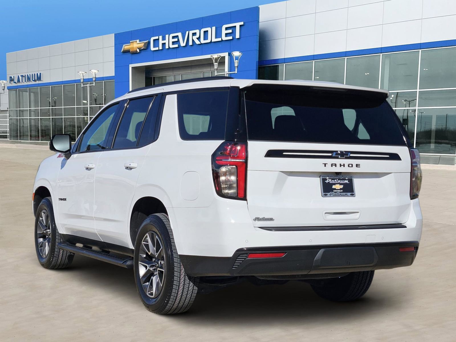 Certified 2024 Chevrolet Tahoe Z71 w/ Luxury Package image 4