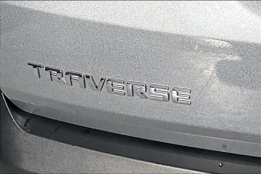 Used 2023 Chevrolet Traverse LS w/ Safety Package image 24