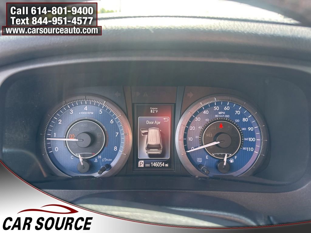 Used 2015 Toyota Sienna XLE w/ XLE Navigation Package image 21