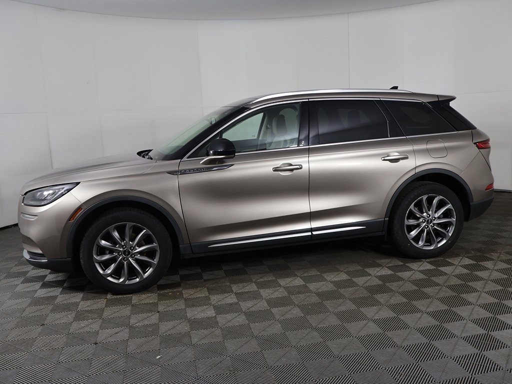 Used 2020 Lincoln Corsair AWD w/ Premium Package image 18