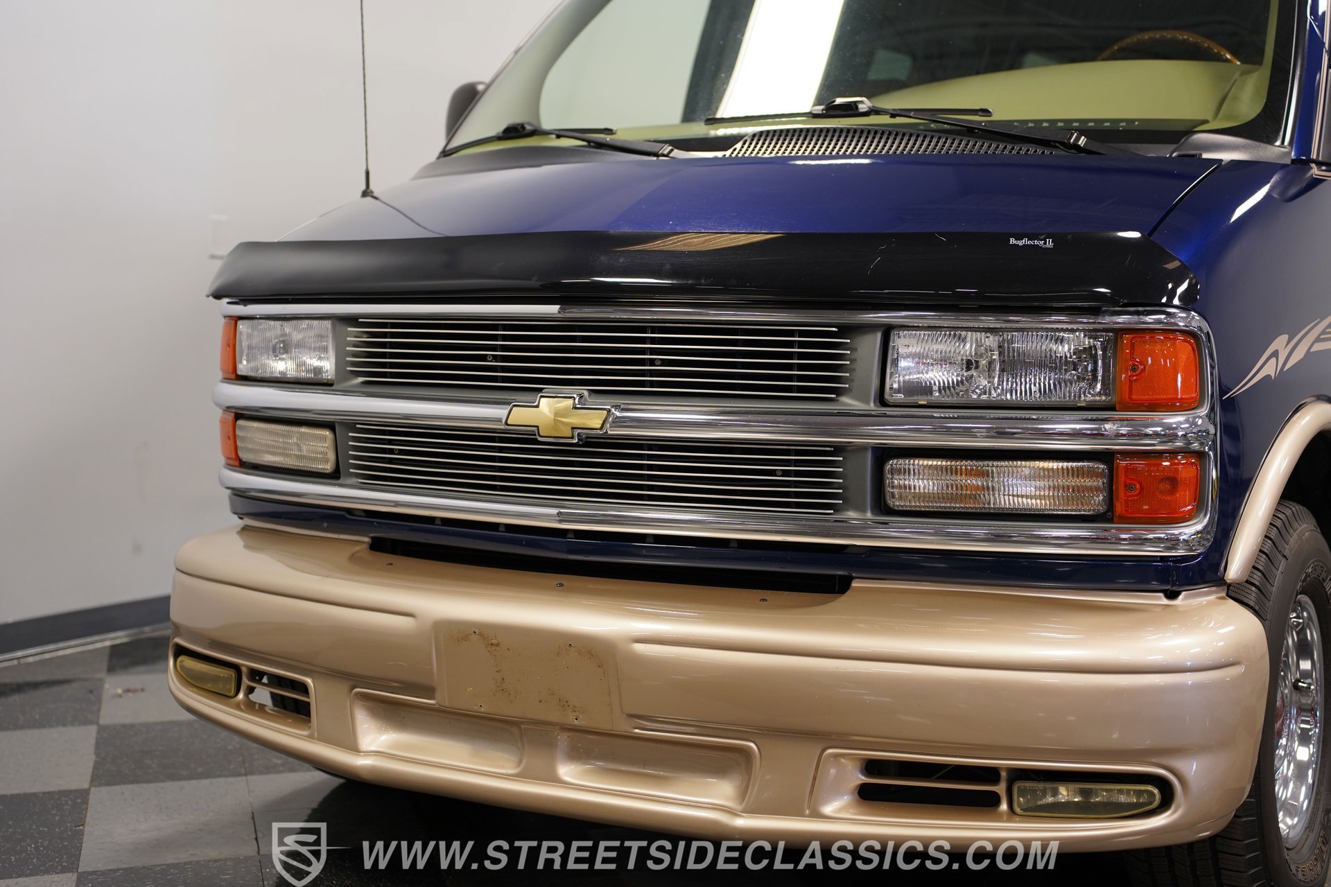 Used 2001 Chevrolet Express 1500 w/ Preferred Equipment Group 3 image 20