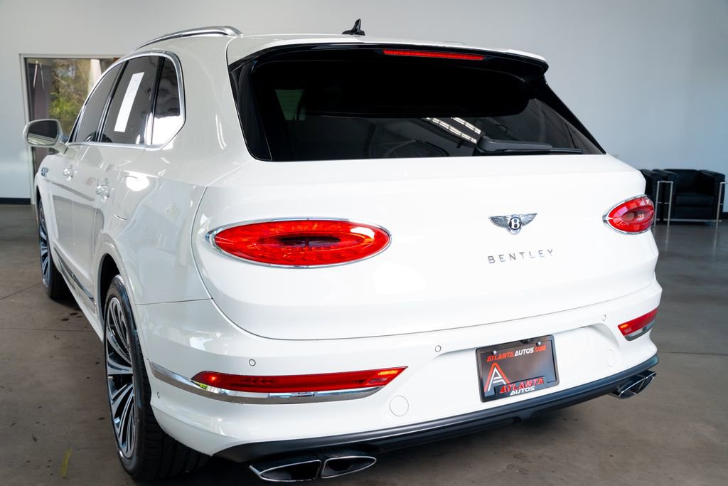 Used 2021 Bentley Bentayga Plug-In Hybrid image 23