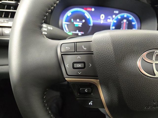 Used 2025 Toyota Crown Signia image 29