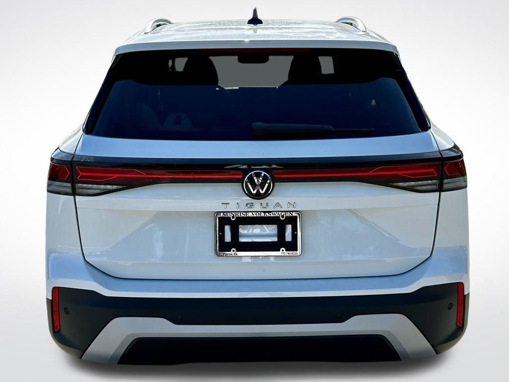 New 2026 Volkswagen Tiguan S image 5