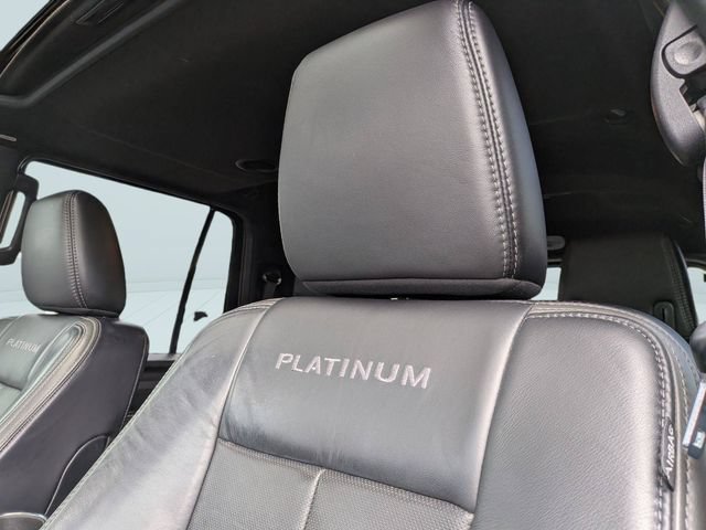 Used 2017 Ford Expedition Platinum RWD image 24
