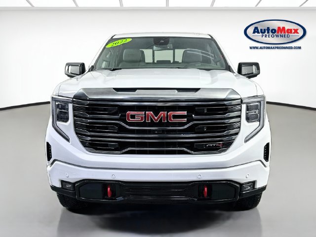 Used 2022 GMC Sierra 1500 AT4 w/ Sierra Safety Plus Package AWD/4WD image 7