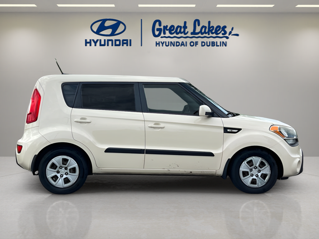 Used 2012 Kia Soul FWD image 6