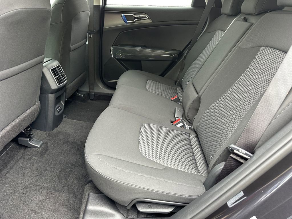 New 2026 Kia Sportage LX AWD/4WD image 13