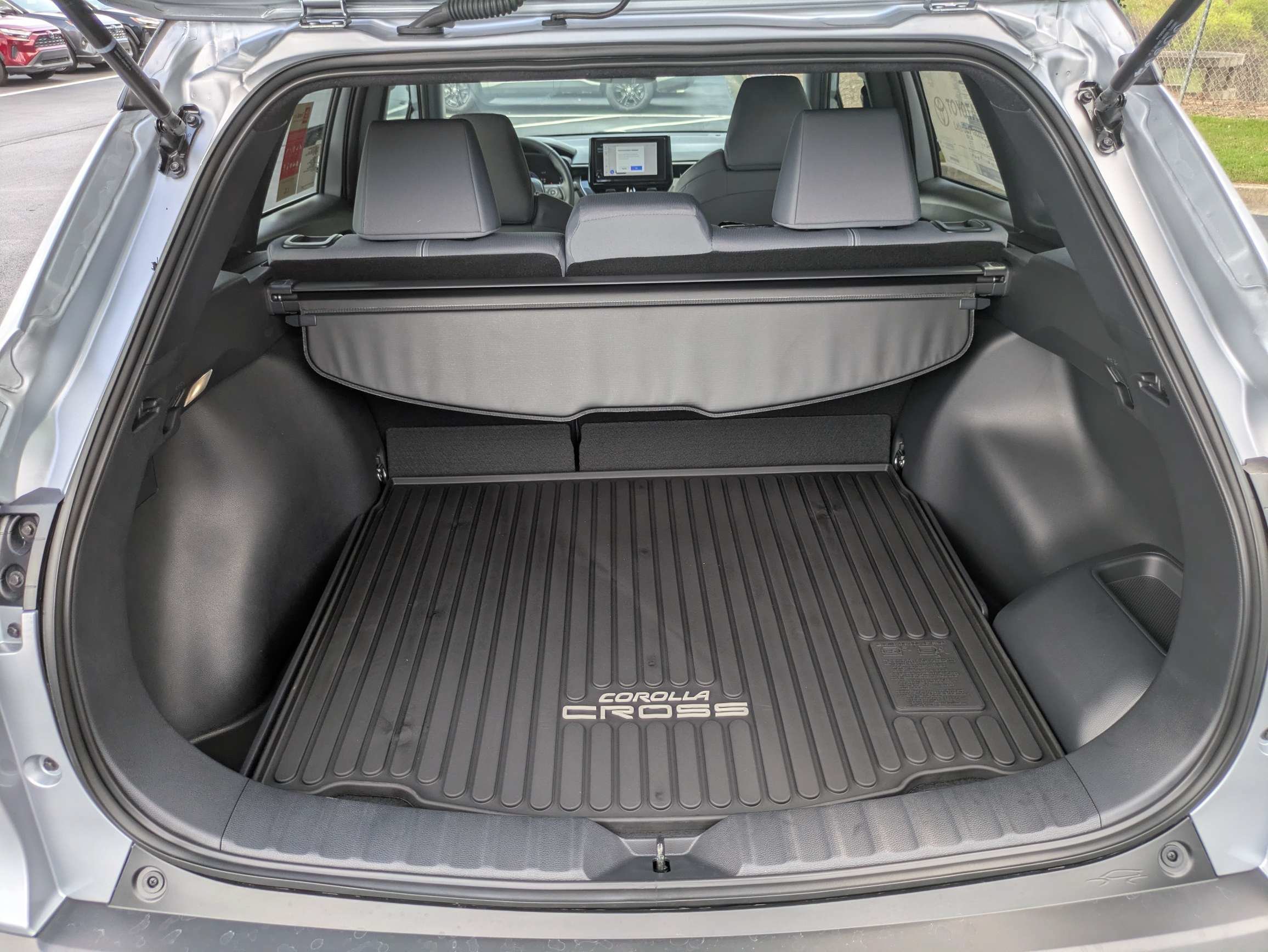 New 2026 Toyota Corolla Cross AWD Hybrid w/ Moonroof Package image 14