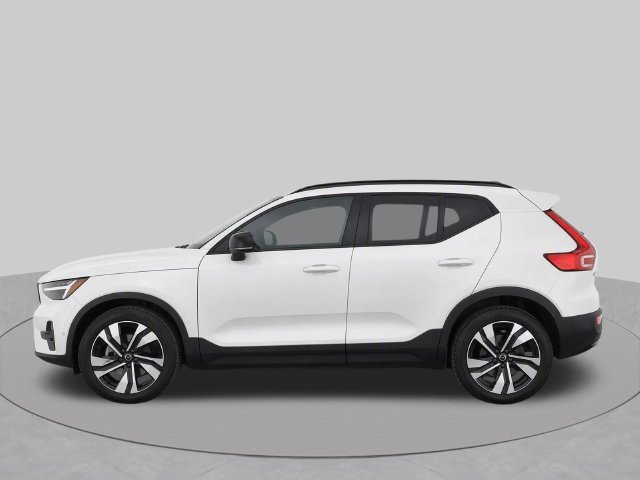 Used 2024 Volvo XC40 B5 Ultimate AWD/4WD image 7