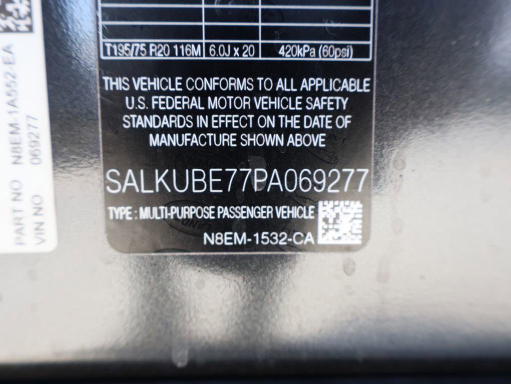 Certified 2023 Land Rover Range Rover SV image 37