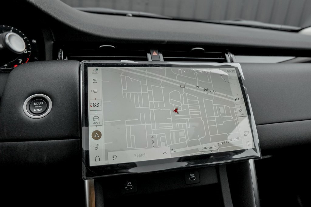 Used 2025 Land Rover Discovery Sport S image 13