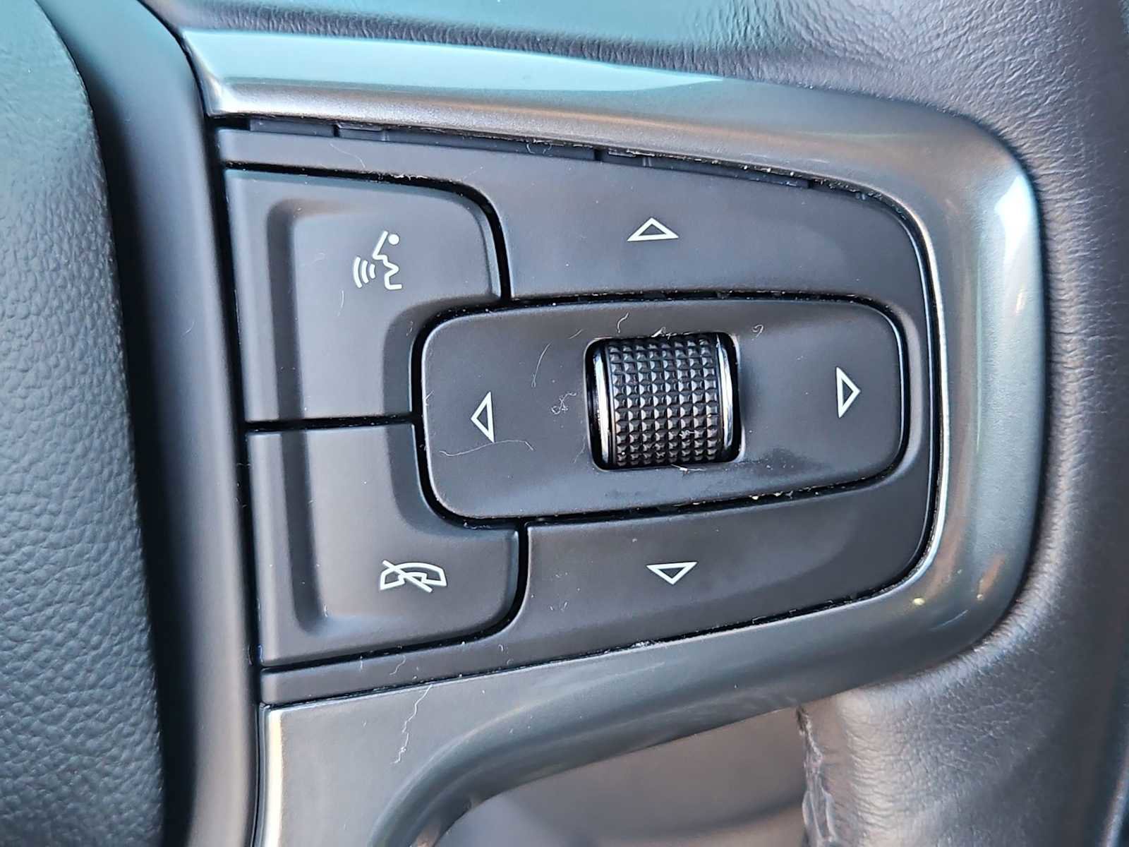 Used 2023 Chevrolet Silverado 2500 LTZ w/ LTZ Convenience Package image 25