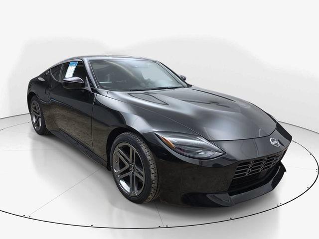 Used 2025 Nissan Z Sport w/ Floor Mat Package RWD image 3