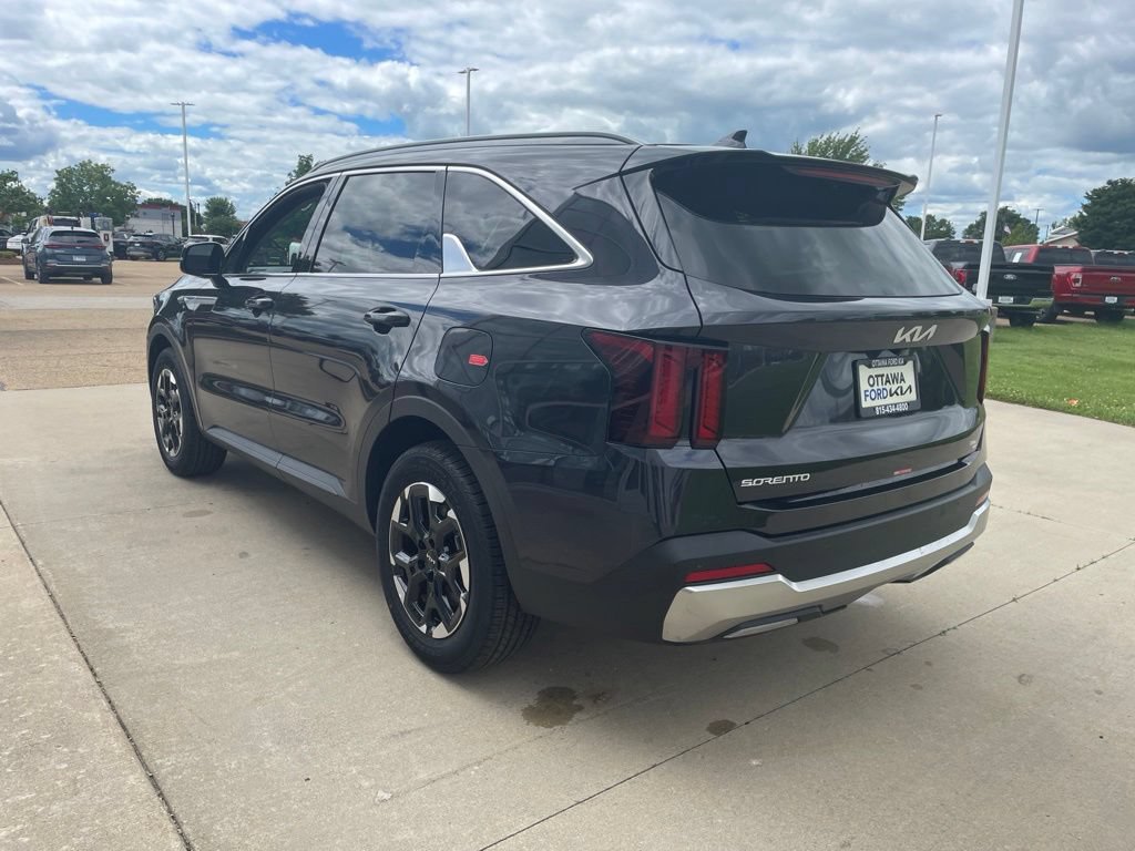 New 2026 Kia Sorento S w/ S Panoramic Sunroof Package FWD image 7