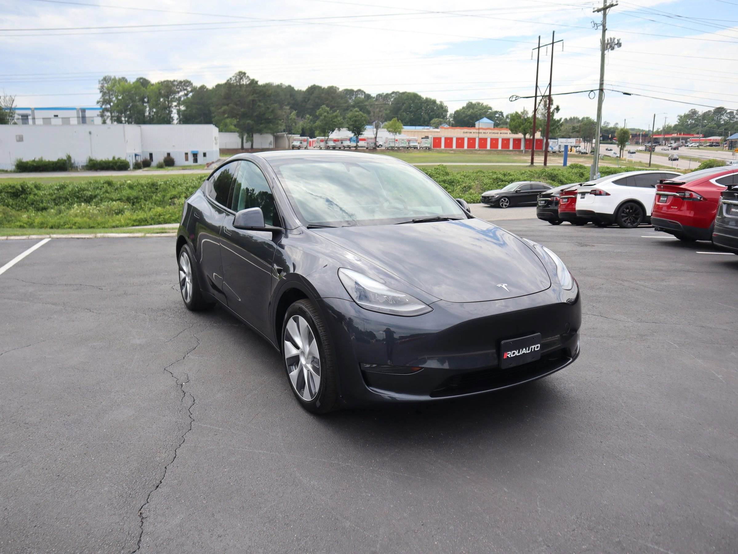 Used 2024 Tesla Model Y Long Range AWD/4WD image 12