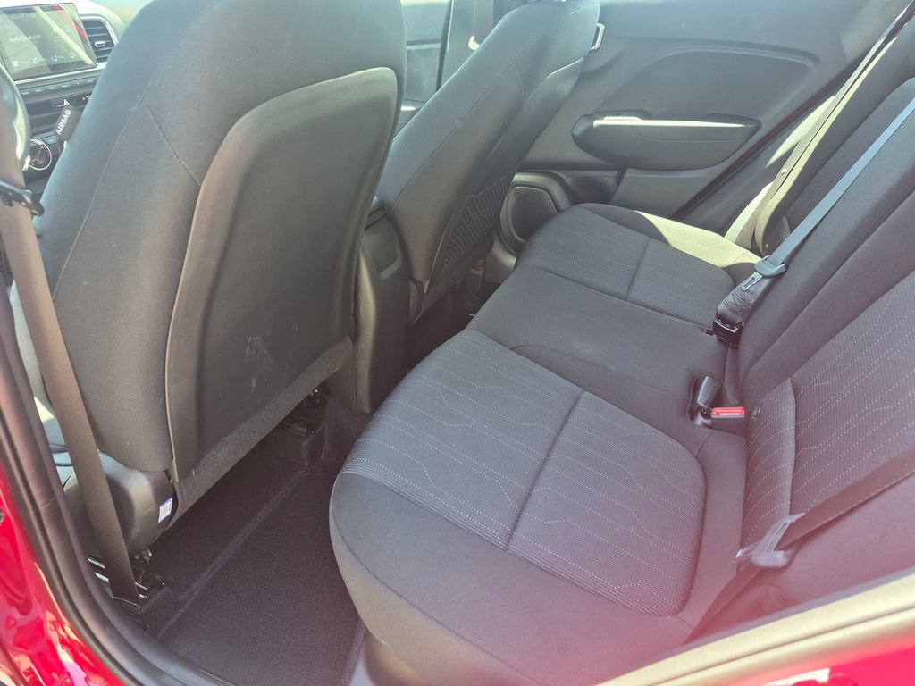 Used 2026 Hyundai Venue SE FWD image 30