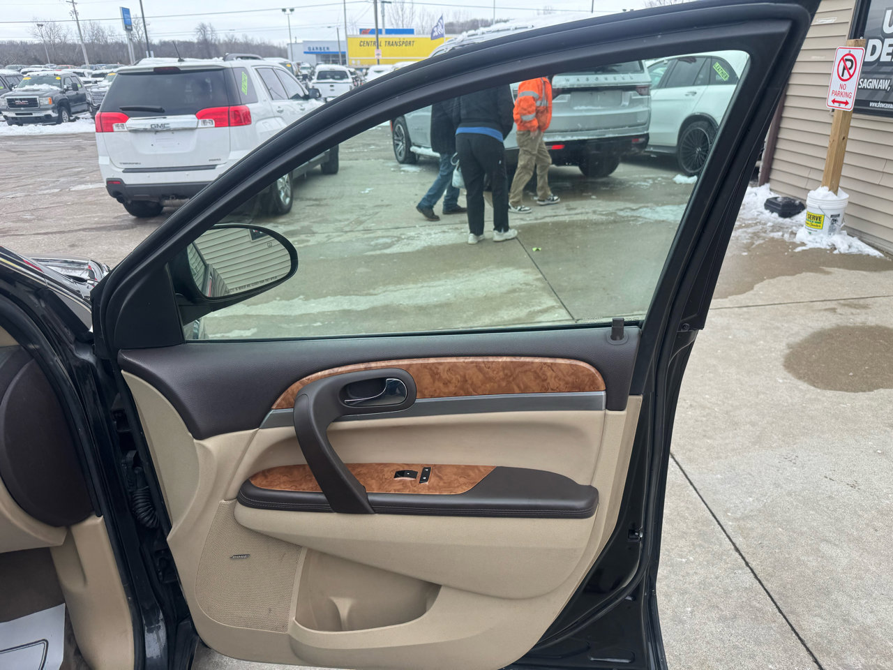 Used 2011 Buick Enclave CXL image 15