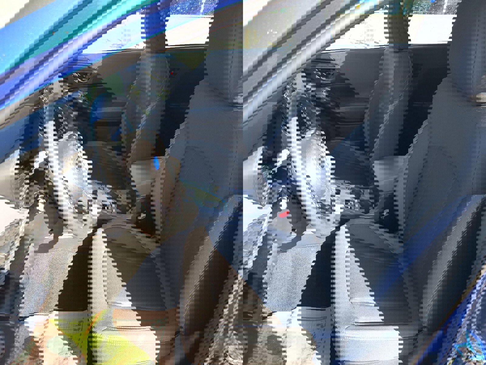 Certified 2025 Subaru Crosstrek 2.0i Premium image 18