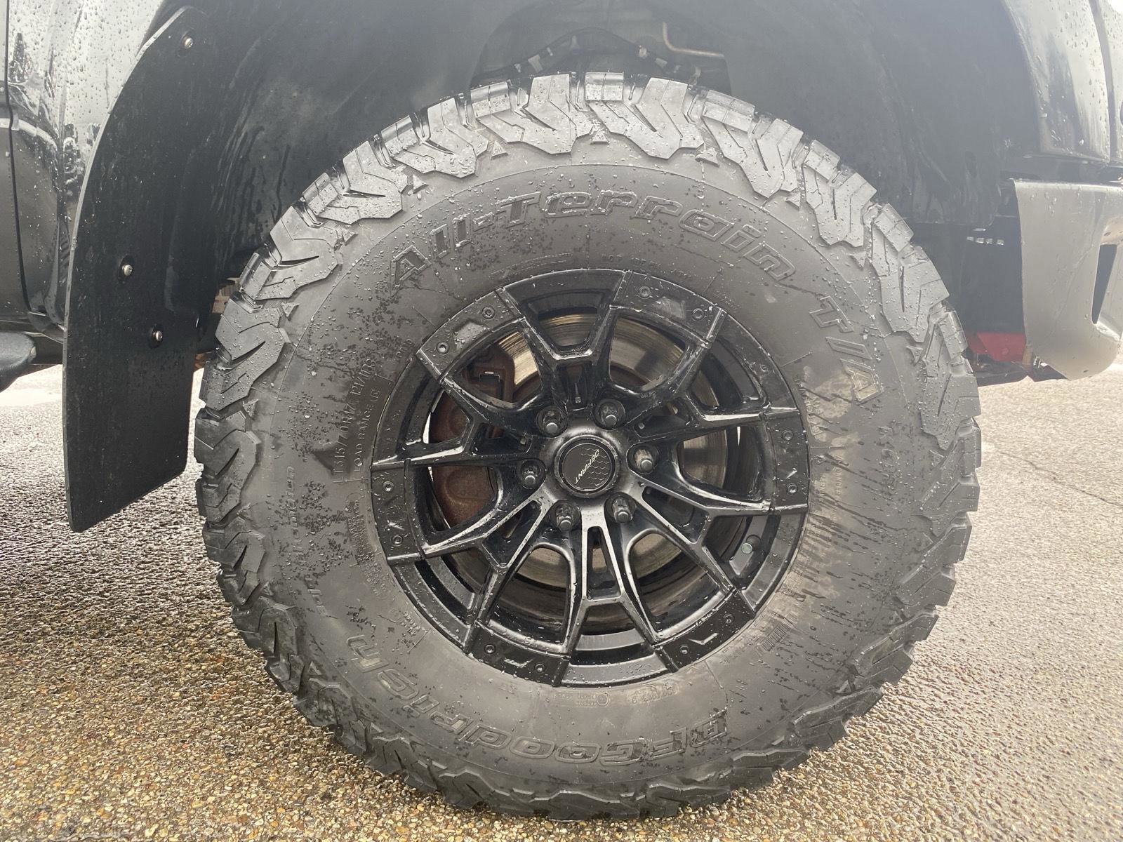 Used 2011 Ford F150 Raptor w/ Raptor Luxury Pkg image 34