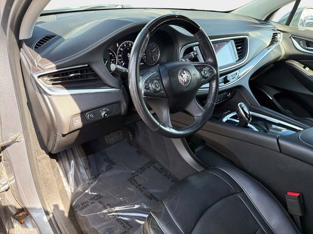 Used 2020 Buick Enclave Avenir w/ Avenir Technology Package FWD image 21