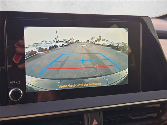 Used 2026 Toyota Prius Plug-In Hybrid FWD image 13