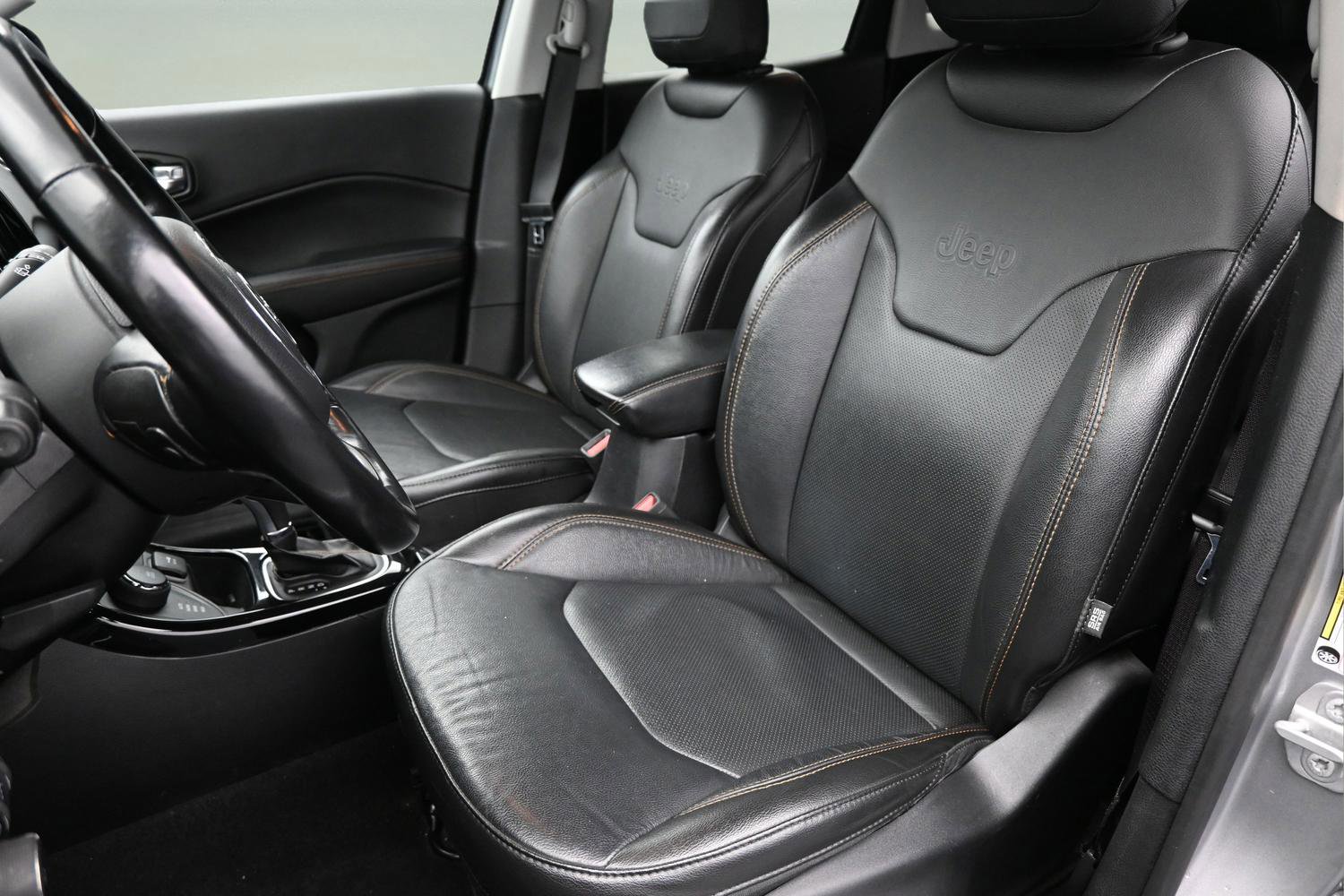 Used 2021 Jeep Compass Limited image 27