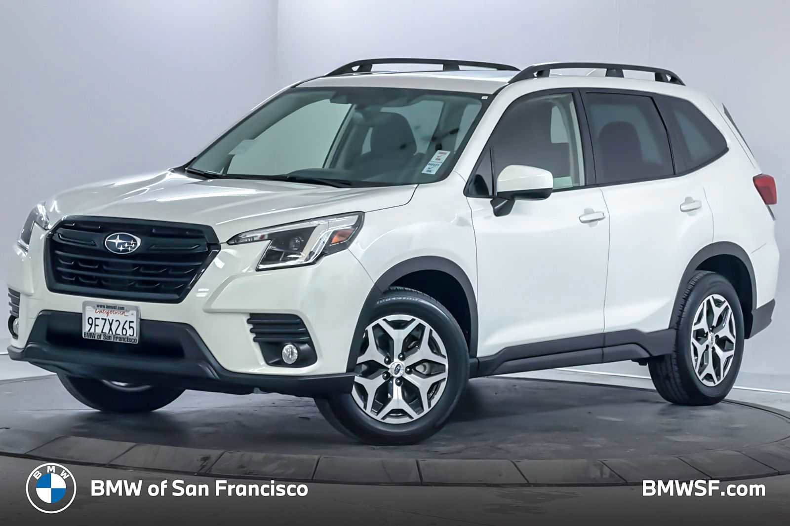 Used 2023 Subaru Forester Premium image 1