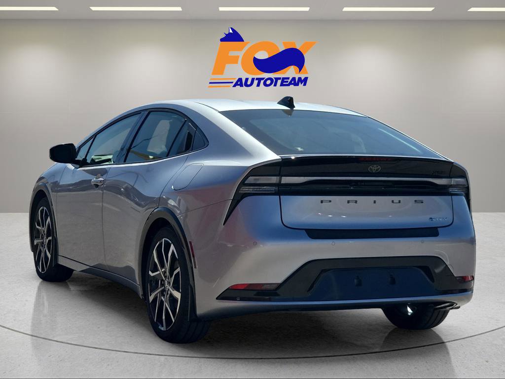 New 2026 Toyota Prius Plug-In Hybrid image 3