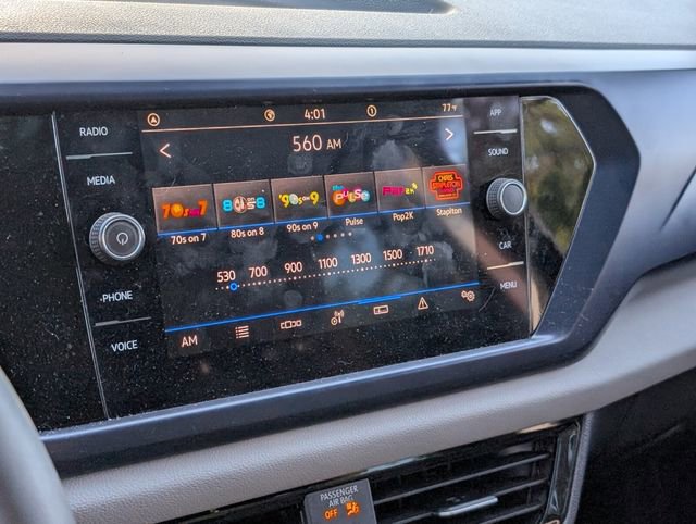 Used 2022 Volkswagen Taos SE image 19