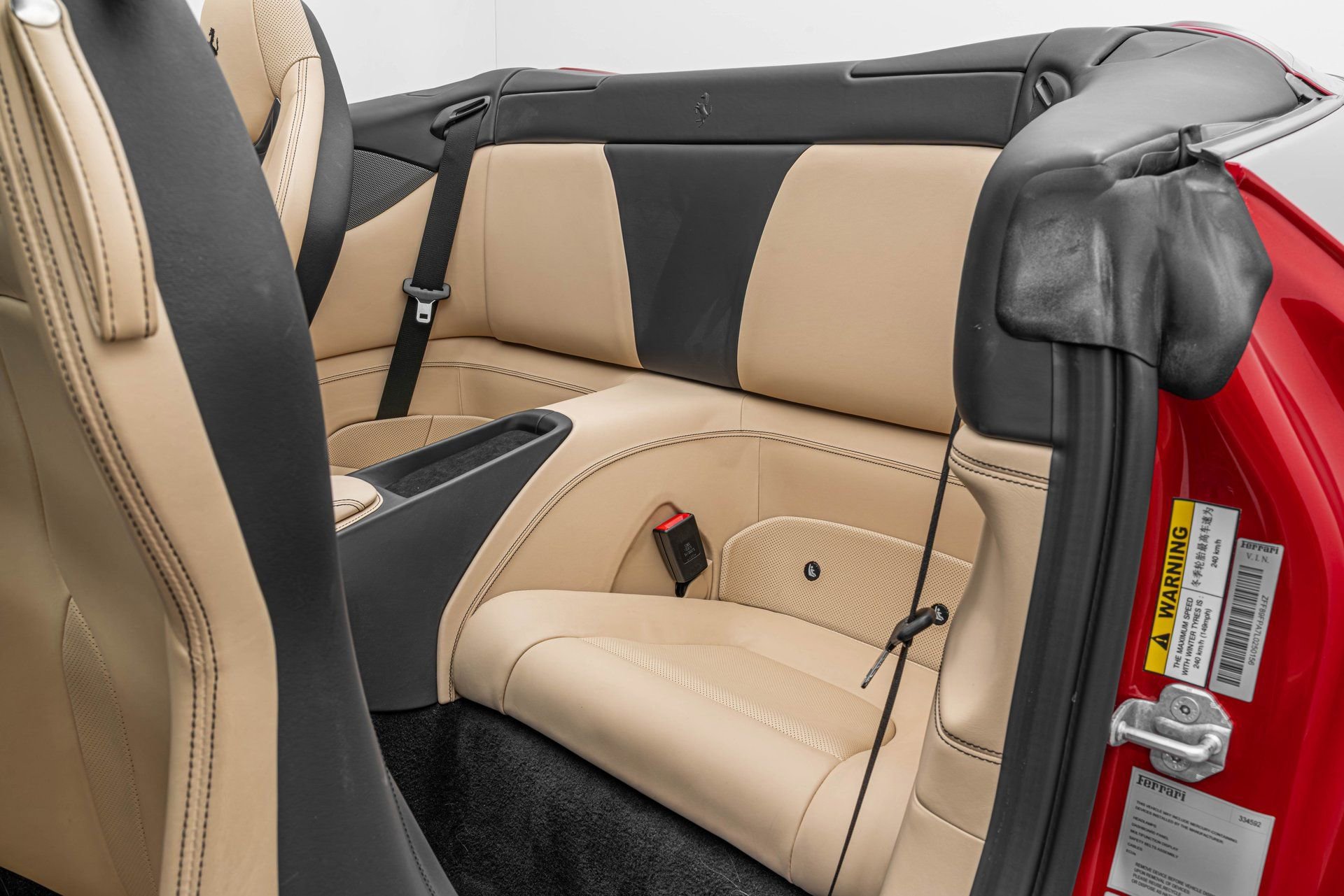 Certified 2020 Ferrari Portofino RWD image 39