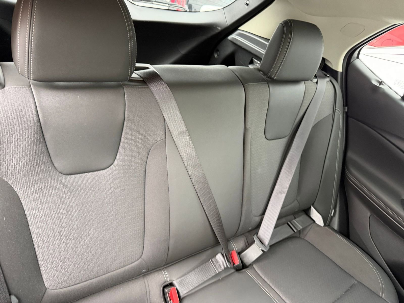 Used 2025 Buick Encore GX Preferred FWD image 37