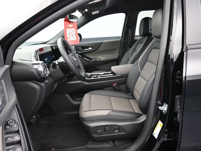 New 2026 Chevrolet Equinox LT w/ Convenience Package II AWD/4WD image 32