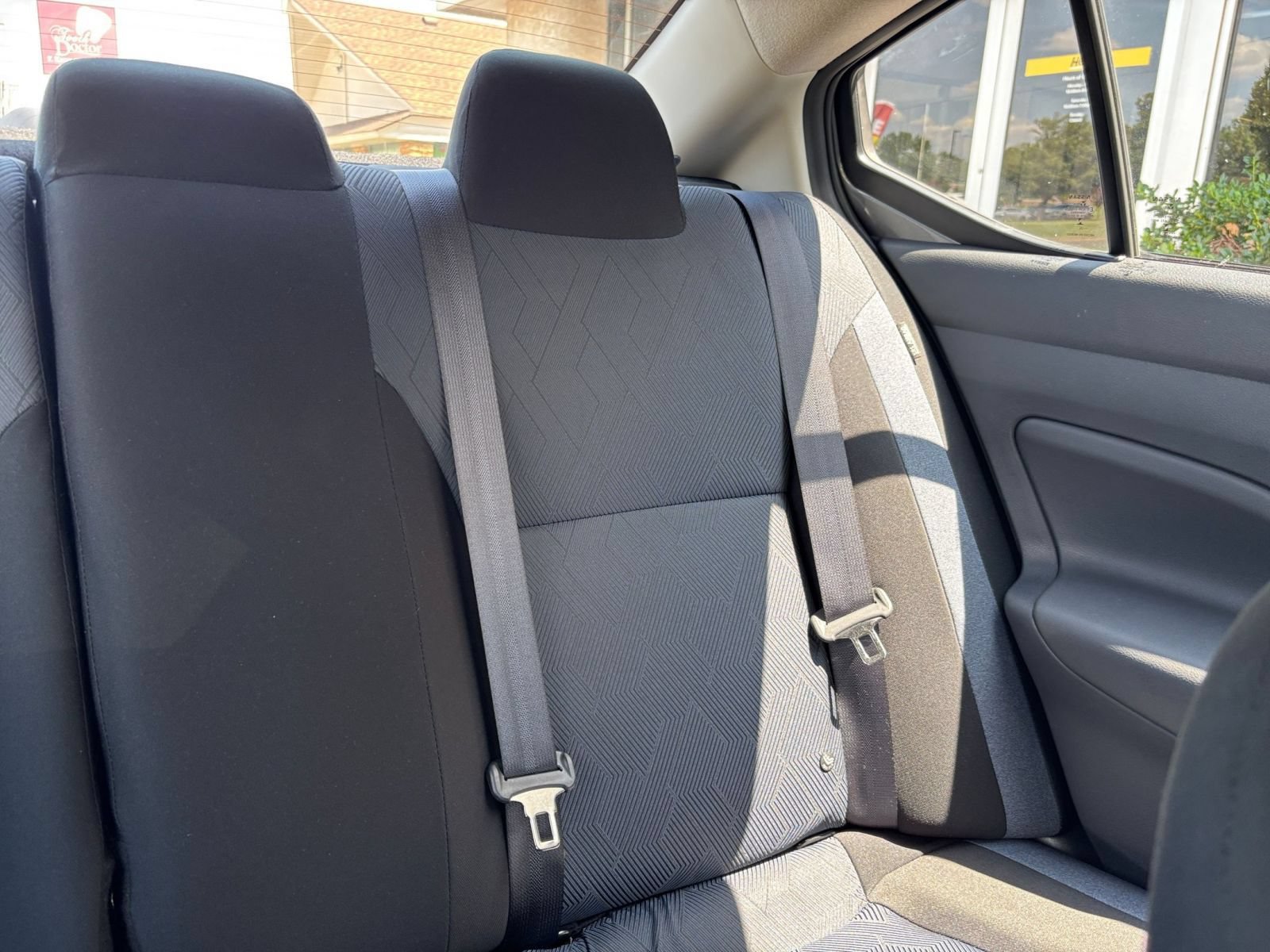 Used 2025 Nissan Versa SV FWD image 35