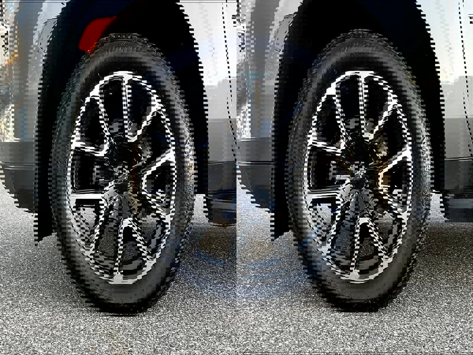 Certified 2022 Chevrolet Tahoe RST image 7