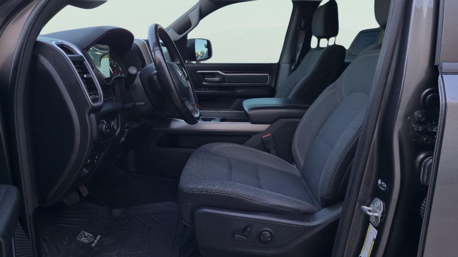 Used 2022 RAM 1500 Big Horn AWD/4WD image 12