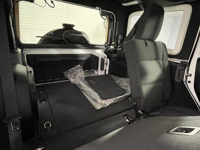 Used 2021 Jeep Wrangler Unlimited Rubicon AWD/4WD image 24