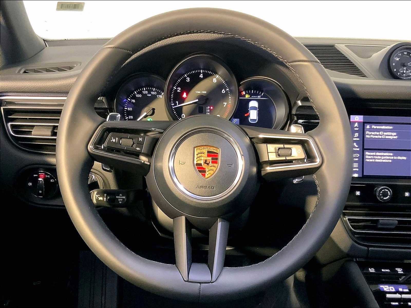 New 2026 Porsche Macan AWD/4WD image 15