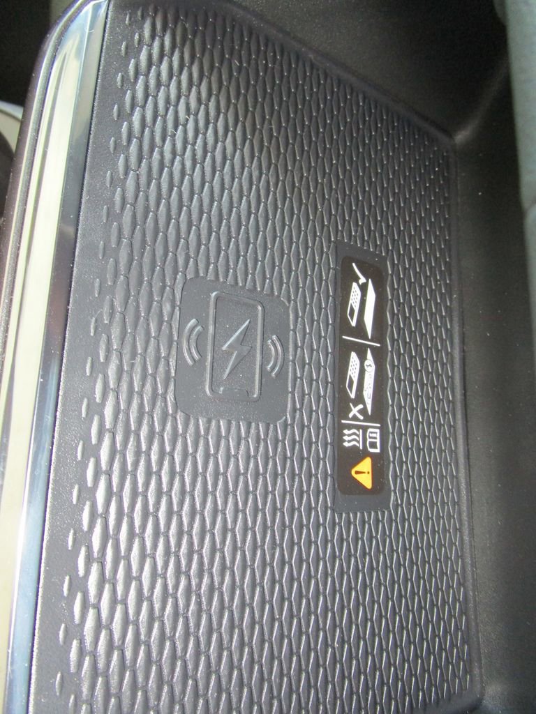 New 2026 GMC Terrain AT4 w/ Technology Package II AWD/4WD image 38