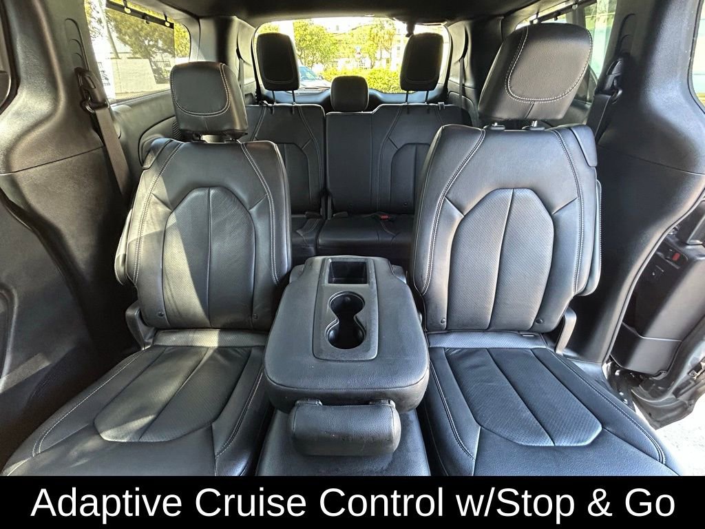 Used 2020 Chrysler Pacifica Touring-L Plus image 13