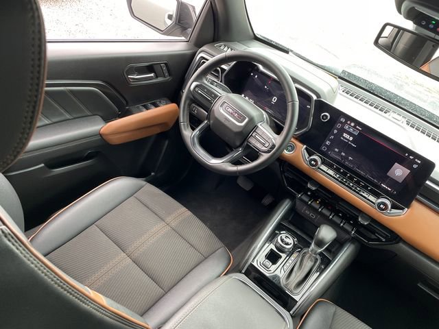 Used 2024 GMC Canyon AT4 AWD/4WD image 22