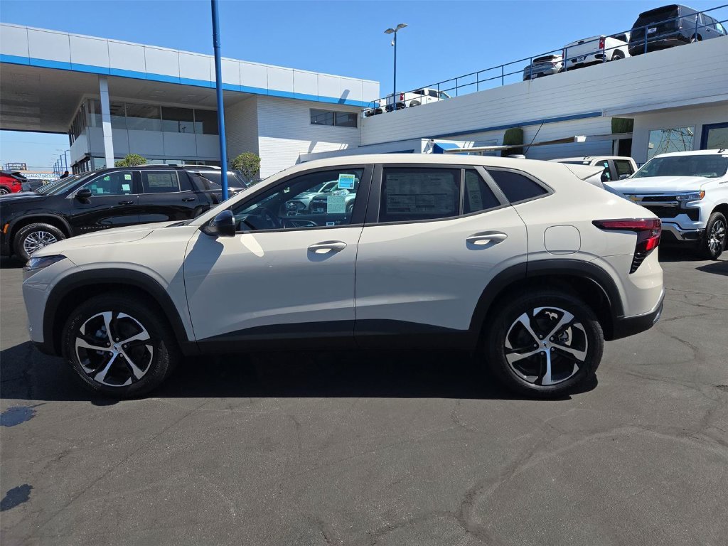 New 2026 Chevrolet Trax RS FWD image 30