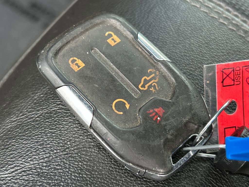 Used 2022 Chevrolet Silverado 3500 High Country w/ Safety Package II image 33