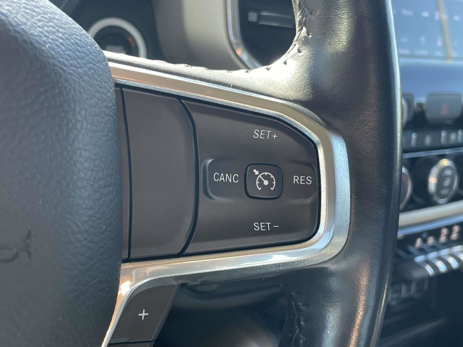 Used 2021 RAM 1500 Laramie AWD/4WD image 22