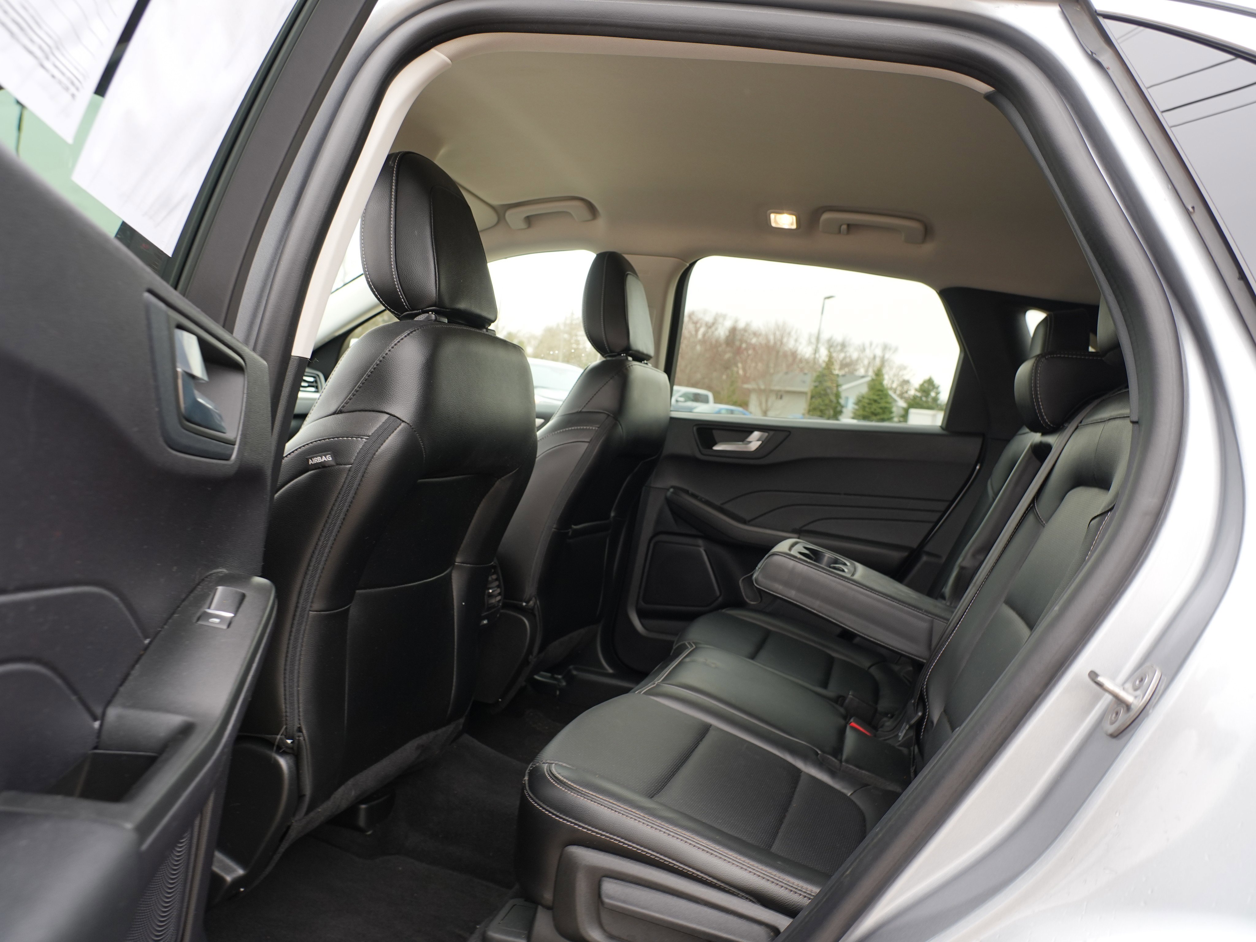 Used 2022 Ford Escape SEL image 22