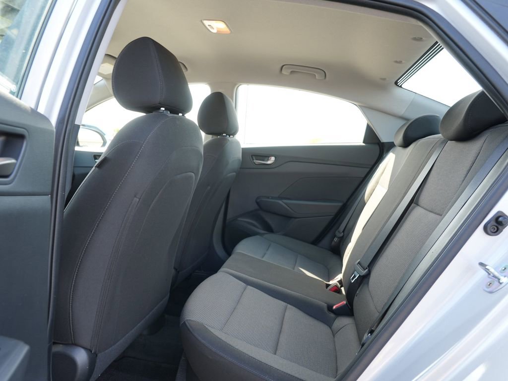 Used 2021 Hyundai Accent SE FWD image 18