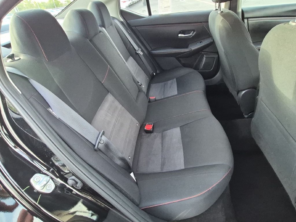 Used 2025 Nissan Sentra SR w/ Midnight Edition FWD image 25