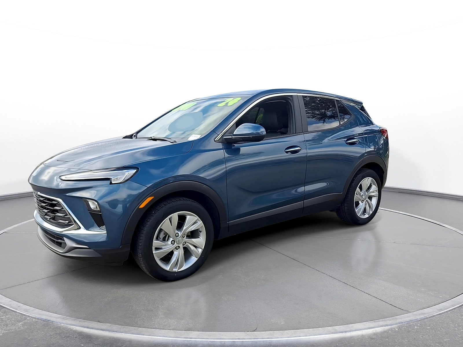 Used 2024 Buick Encore GX Preferred FWD image 4